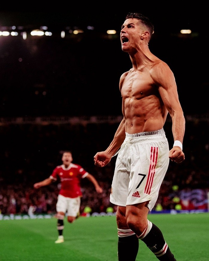 Cân nặng của Ronaldo là bao nhiêu?